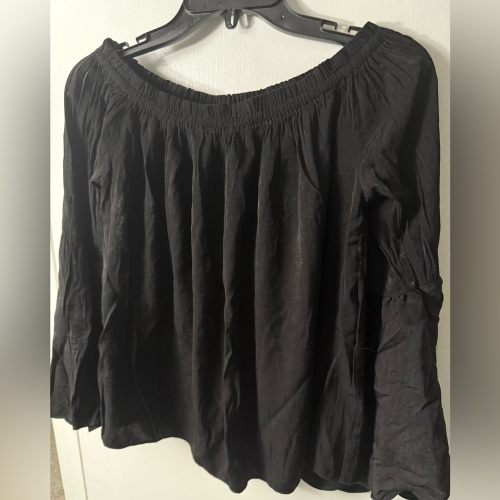 Haute Monde Black Off-Shoulder Peasant Top - Women